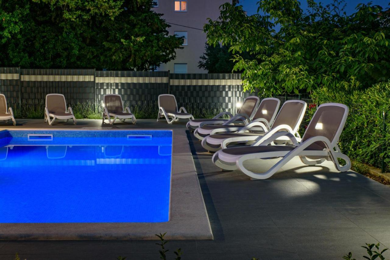 Seka Apartments With A Pool Kastela Dış mekan fotoğraf